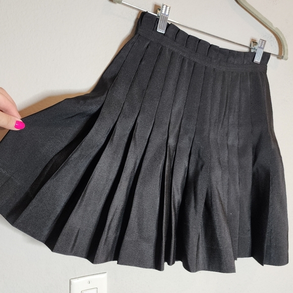 Zac Posen × Target Black Pleated Mini Skirt Paperbag waist size 3. - Picture 7 of 16